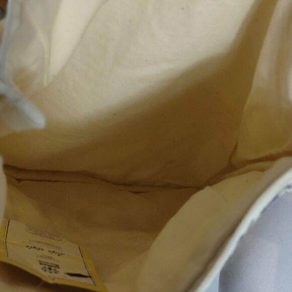 Bangladesh Embroidered Tote   - Picture 6 of 7